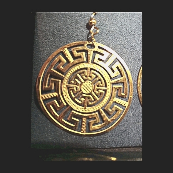 Disc Pierced Earrings - Picture 5 of 8